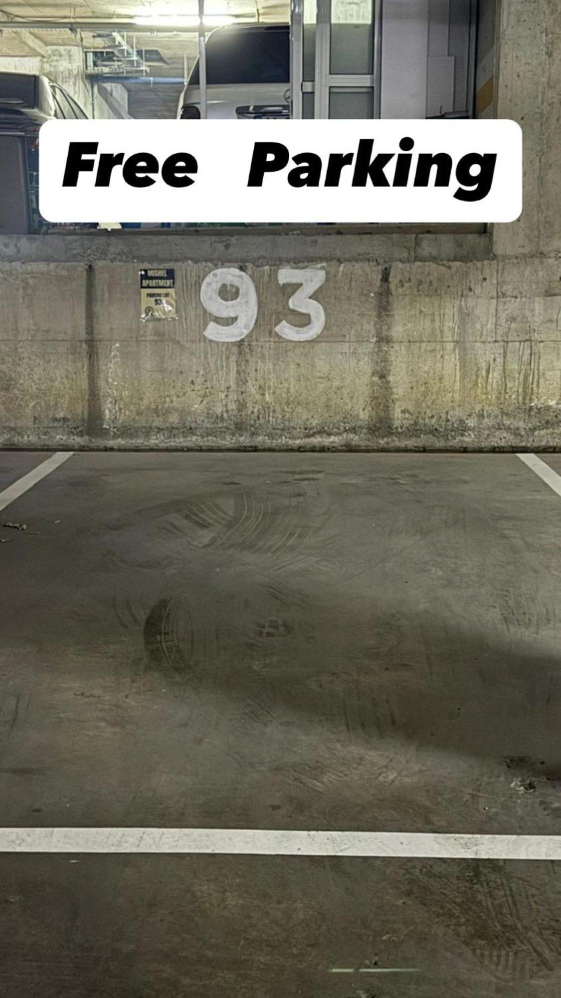 Free Parking Sudio Tirana Apartment Exterior foto
