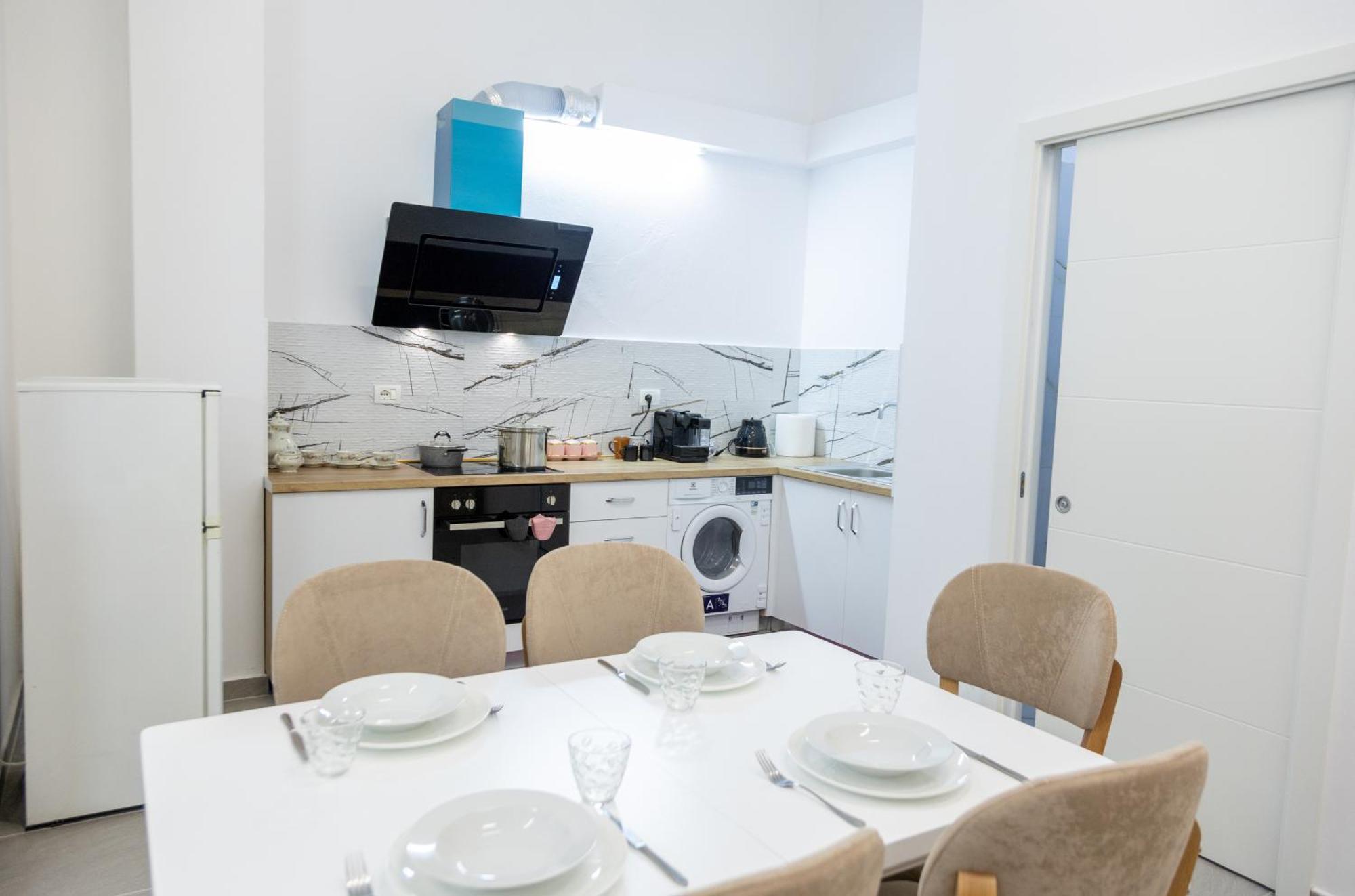 Free Parking Sudio Tirana Apartment Exterior foto